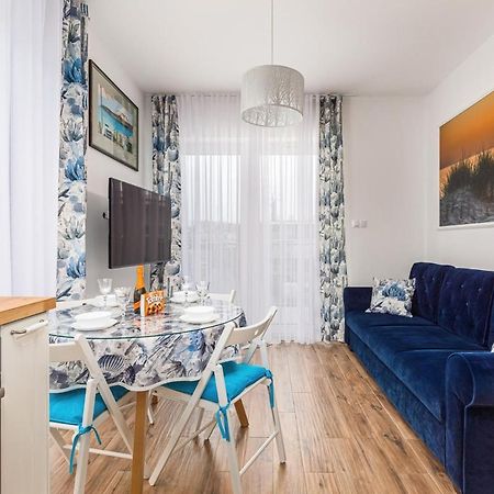 Apartament Holiday 8/25 Реваль Экстерьер фото