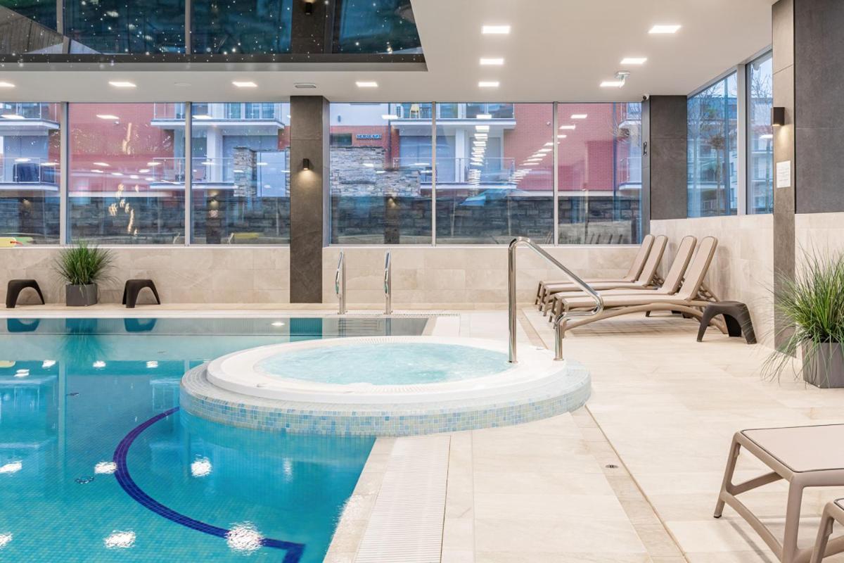 Apartament Holiday 8/25 Реваль Экстерьер фото