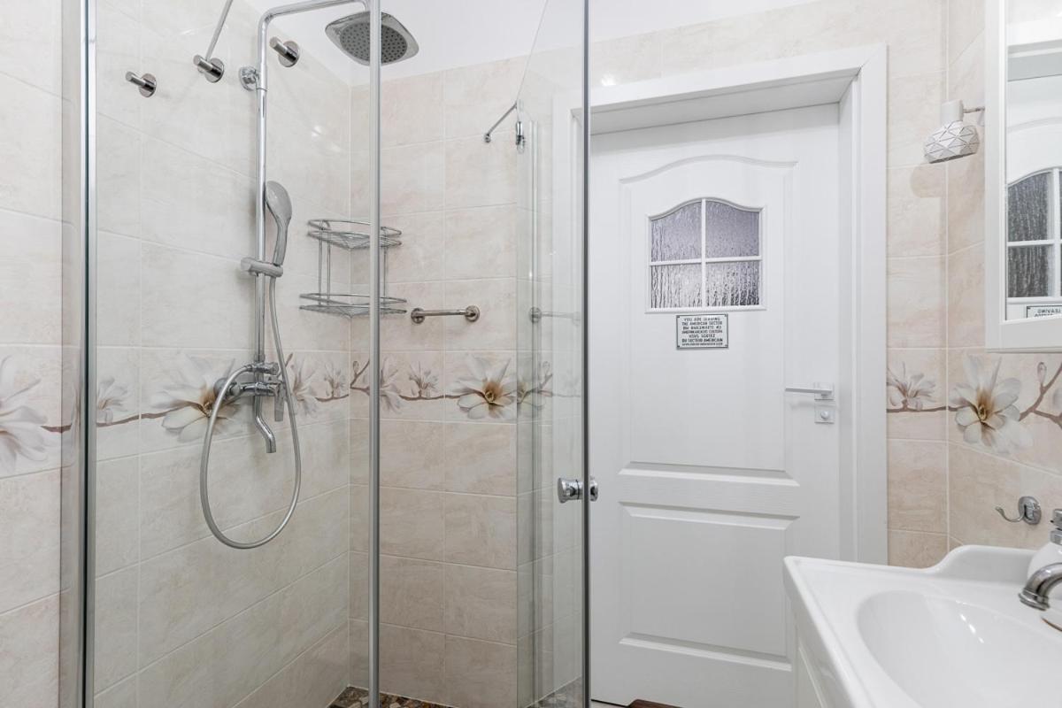 Apartament Holiday 8/25 Реваль Экстерьер фото